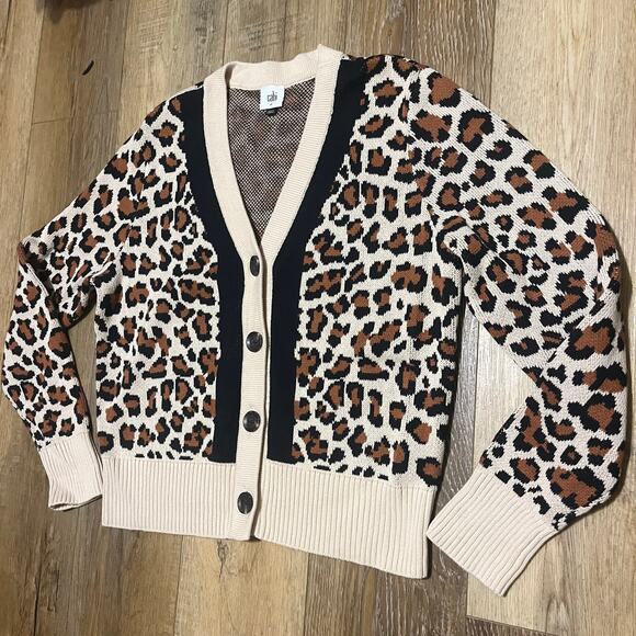NWOT Cabi Nine Lives Thick Cotton Cardigan Leopard Print Button Down Sz M #4289 - Picture 2 of 6